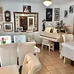 Bed & Breakfast The Gallery B&b, The Glen, ,county Cork