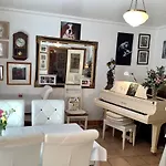 The Gallery B&b, The Glen, ,county Cork Kinsale