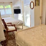 The Gallery B&b, The Glen, ,county Cork Kinsale