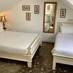 Bed and breakfast The Gallery B&b, The Glen, ,county Cork 3*