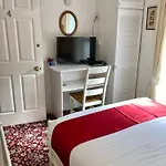 Bed & Breakfast The Gallery B&b, The Glen, ,county Cork
