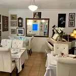 The Gallery B&b, The Glen, ,county Cork Bed & Breakfast 3*