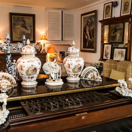 Bed & Breakfast The Gallery B&b, The Glen, ,county Cork Kinsale
