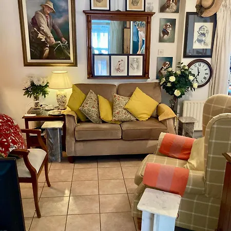 The Gallery B&b, The Glen, ,county Cork Bed and breakfast