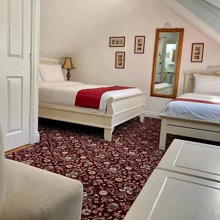 住宿加早餐酒店 The Gallery B&b, The Glen, ,county Cork 金塞尔