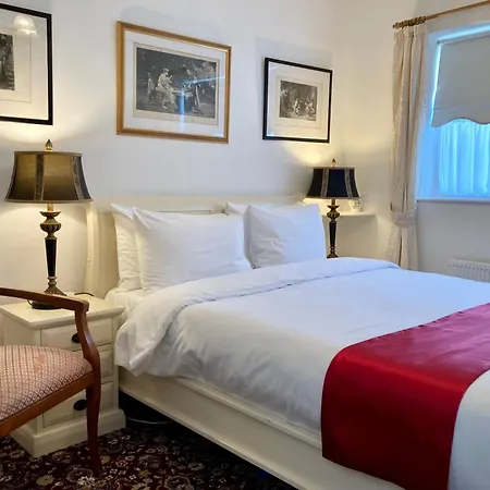 The Gallery B&b, The Glen, ,county Cork Kinsale