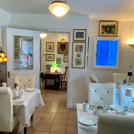住宿加早餐酒店 The Gallery B&b, The Glen, ,county Cork