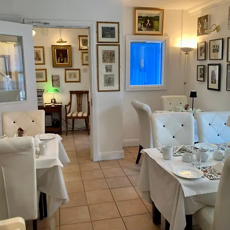 Couette-café The Gallery B&b, The Glen, ,county Cork 3*