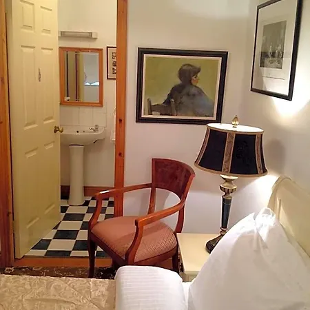 The Gallery B&b, The Glen, ,county Cork Bed and breakfast Kinsale
