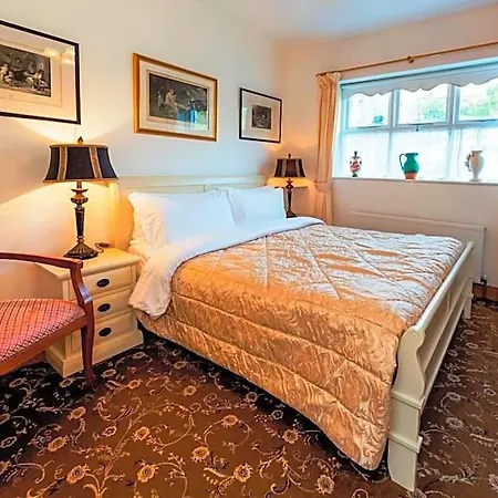 The Gallery B&b, The Glen, ,county Cork Bed and breakfast 3*