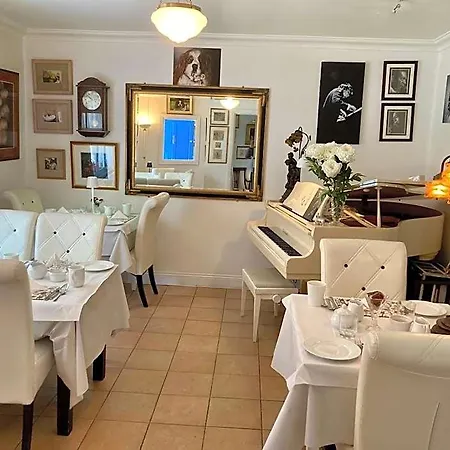 Bed and breakfast The Gallery B&b, The Glen, ,county Cork Kinsale
