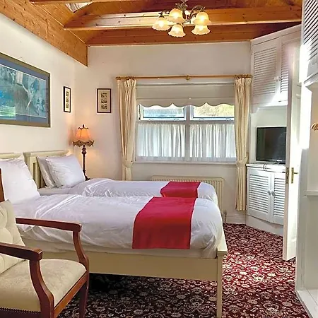 The Gallery B&b, The Glen, ,county Cork Bed and breakfast Kinsale